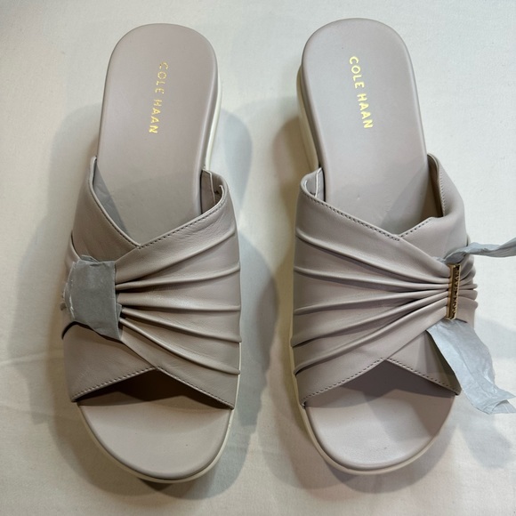 Cole Haan Shoes - Cole Haan Women's Aubree Grand Ruched Slide Sandal Brand New Never Worn Sz 8.5